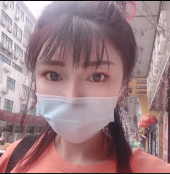 丰满的snab少妇  身材火辣